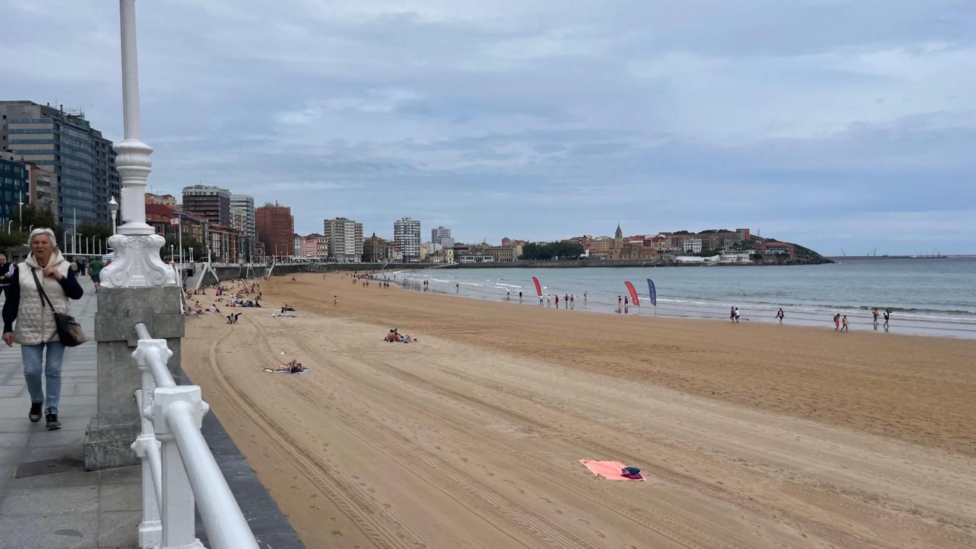 Apartamento Playa De Gijón Eksteriør billede
